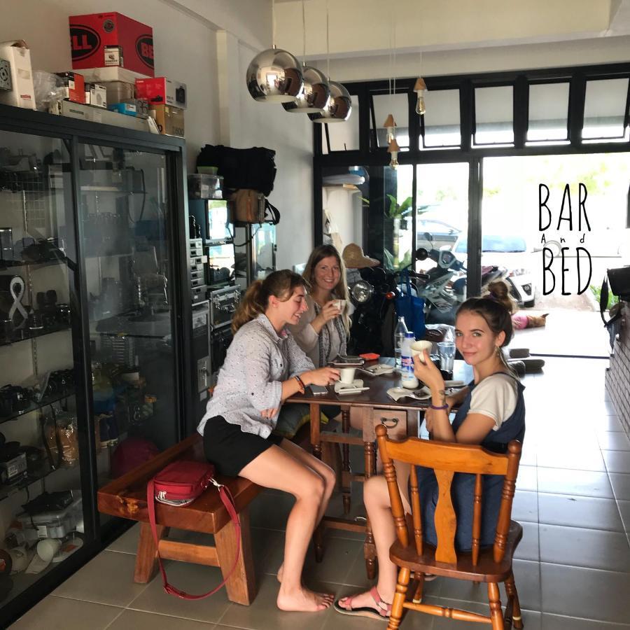 A Pousada Barandbed Urt Surat Thani Quarto foto